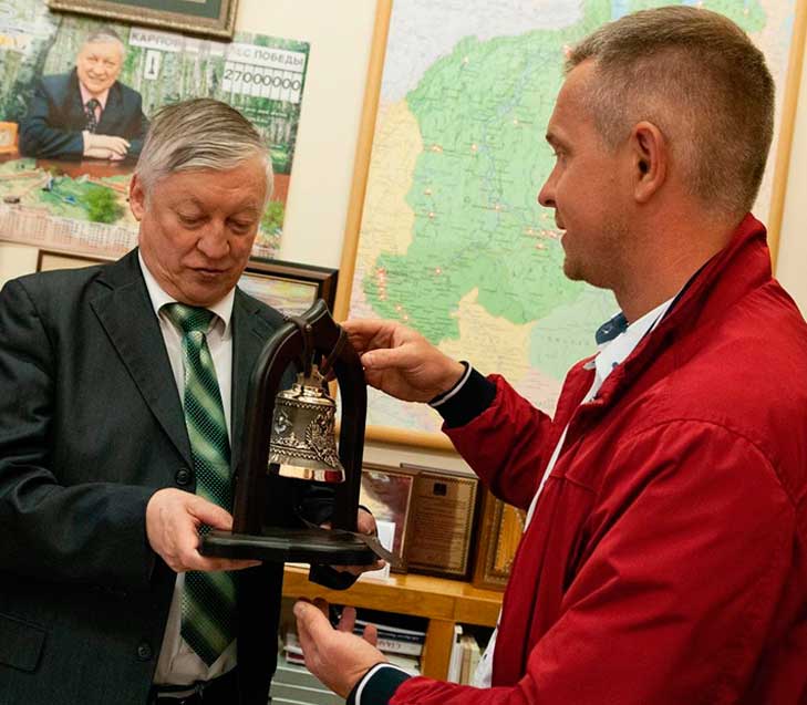 Подарок на Новый Год и Рождество